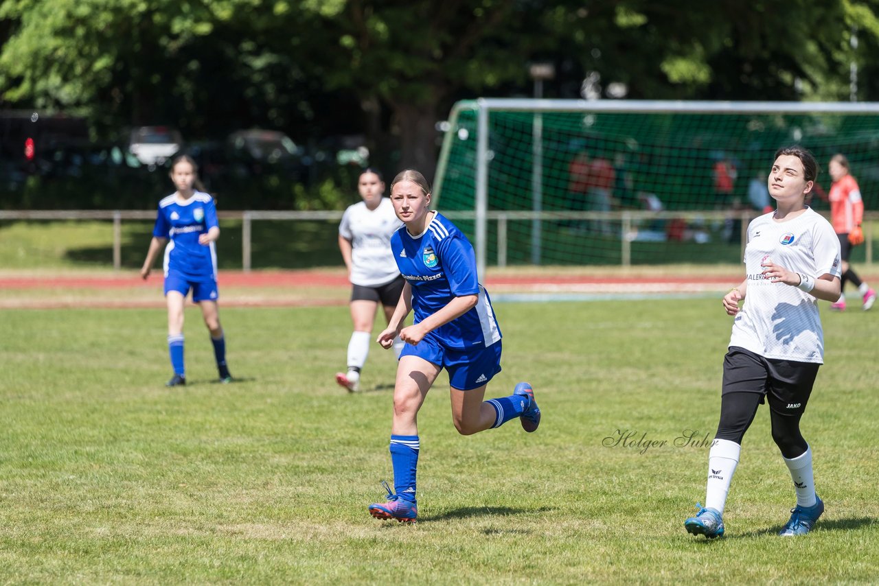 Bild 136 - wBJ VfL Pinneberg - Harksheide : Ergebnis: 2:1